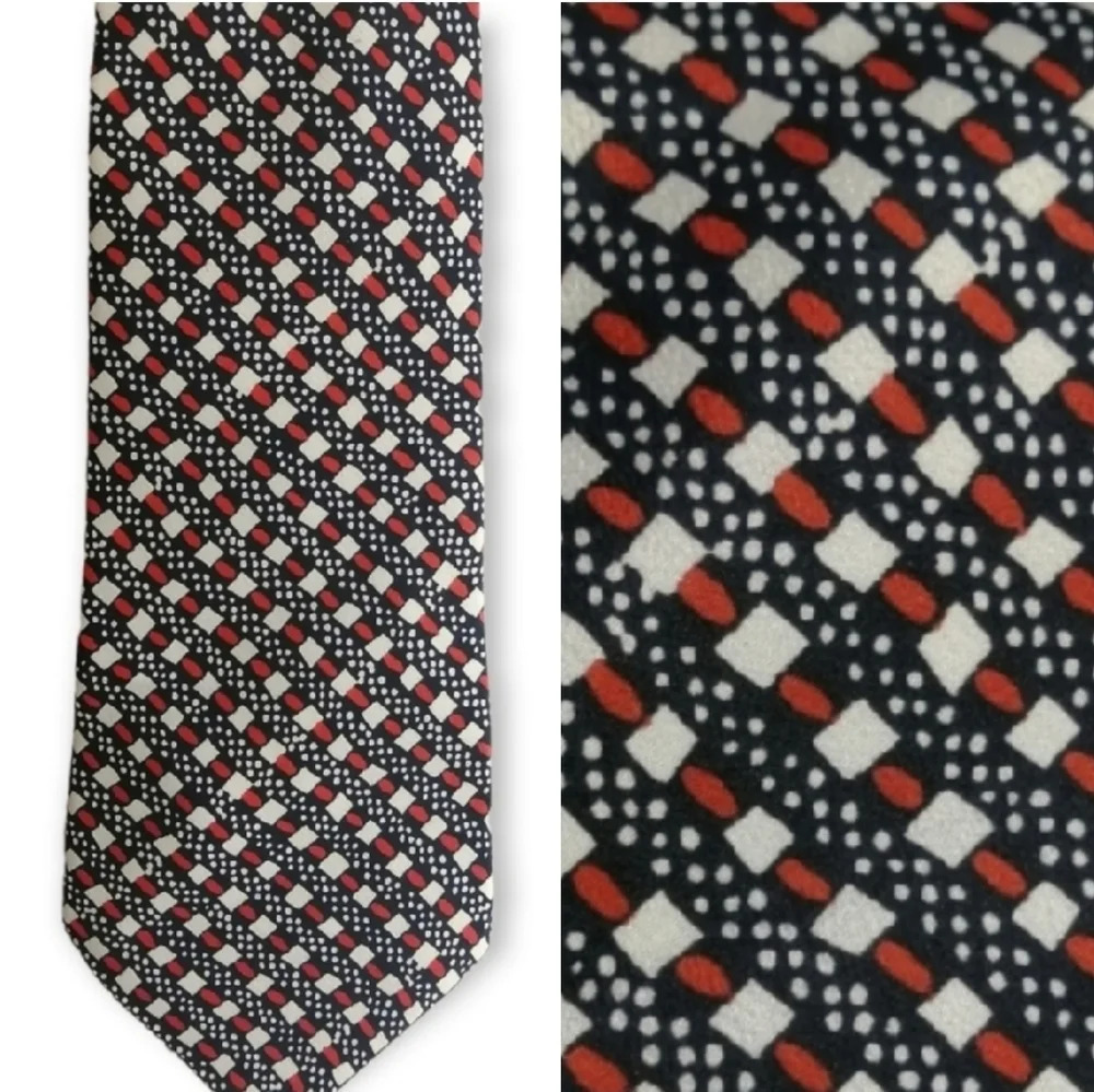 Lanvin Paris  100% Silk Tie Red, White, and Blue Basket Weave Pattern